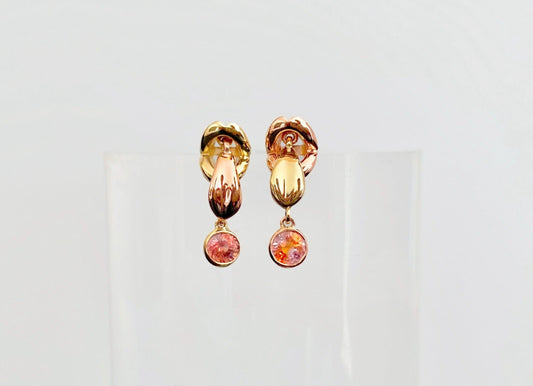 TWIST & POUT earrings