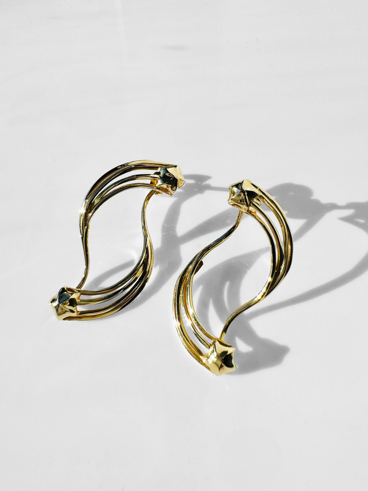 COMET HOOP earrings