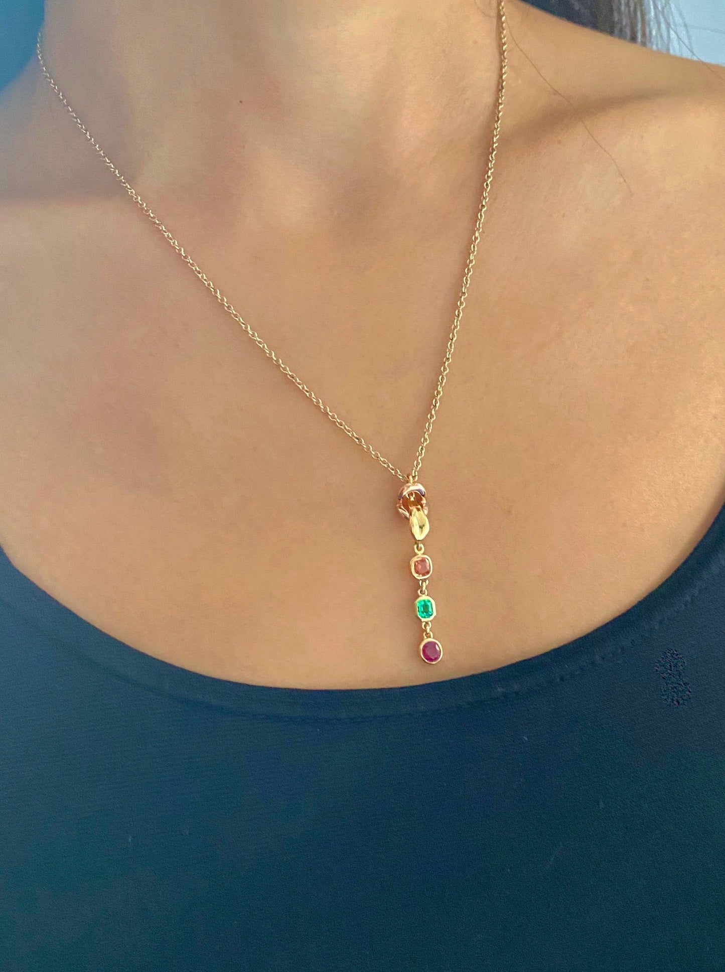 TWIST & POUT necklace -Special edition-