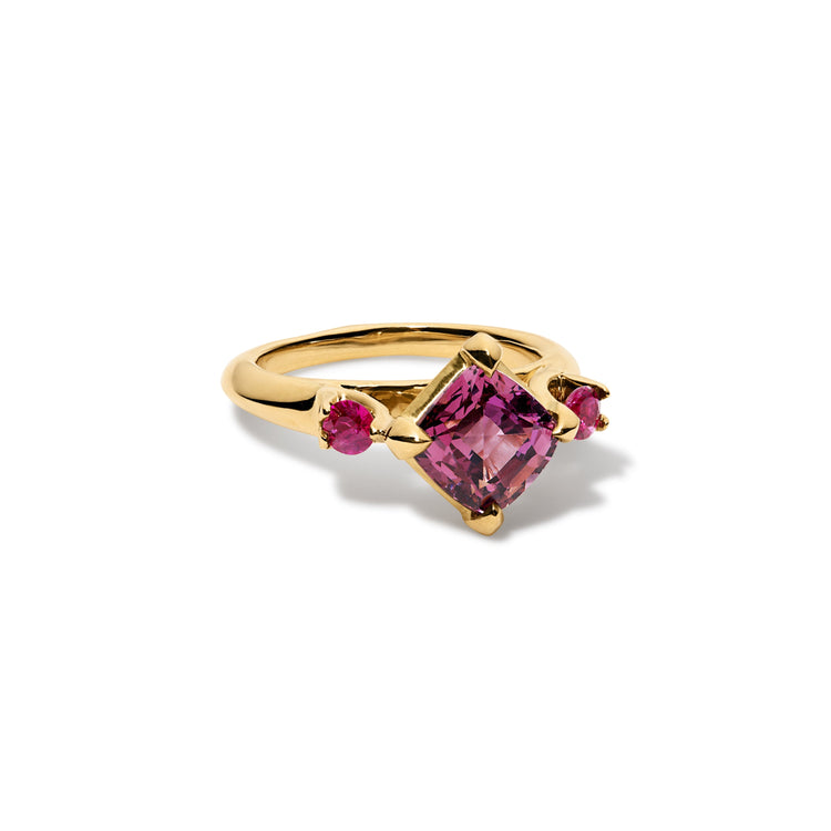 One of a kind 18 karat yellow gold ring with Pink Spinel and Rubies on the side with white background