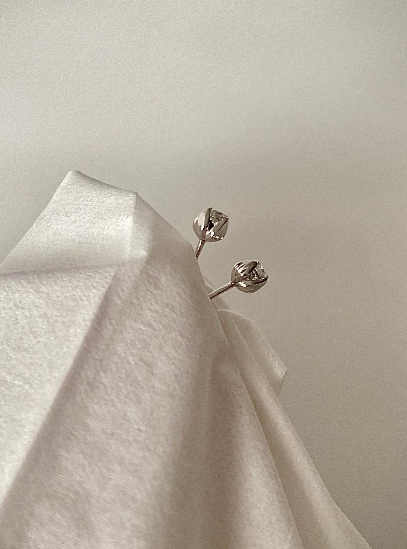 PETITE ROSEBUD DIAMOND studs